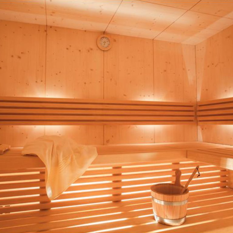Sauna, bagno turco e doccia emozionale Regent's Hotel